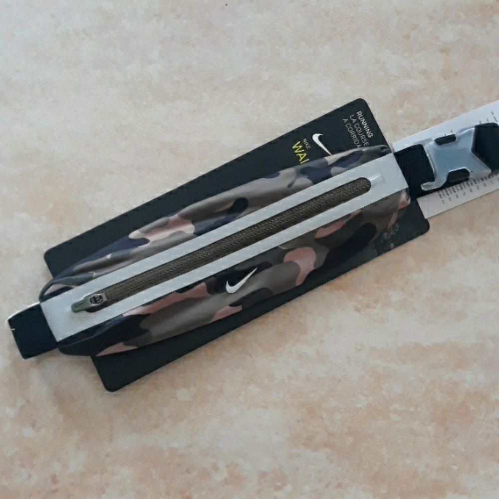 3x*Host Pick*Nike camo running waistpack